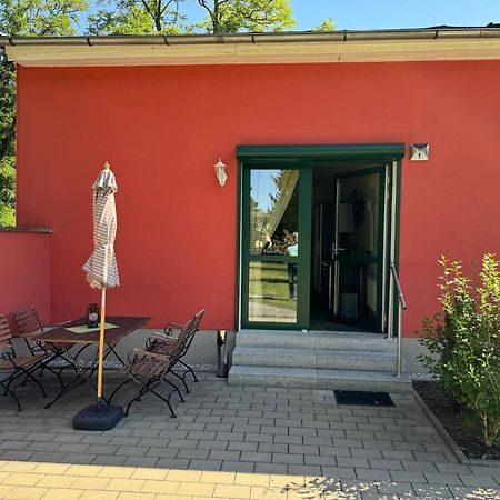 Bed & Breakfast Am Waldguertel ฟอร์ส ภายนอก รูปภาพ